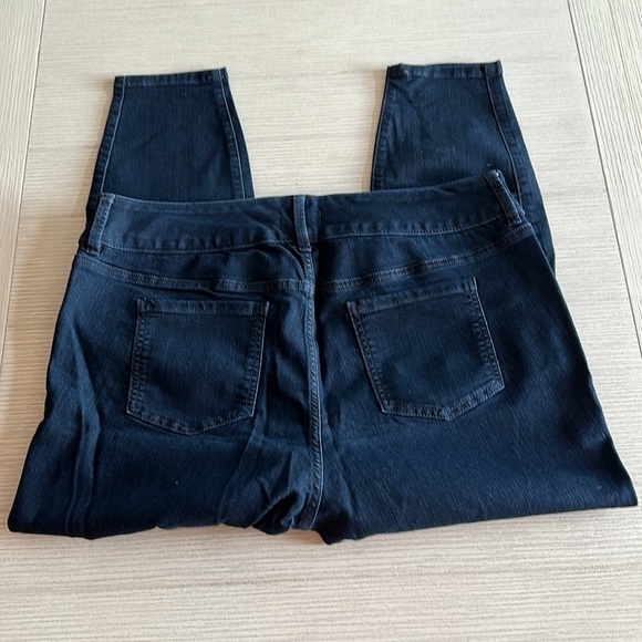 Torrid Feel the Fit Super Stretch Jean Jegging Size 20S - Picture 3 of 7